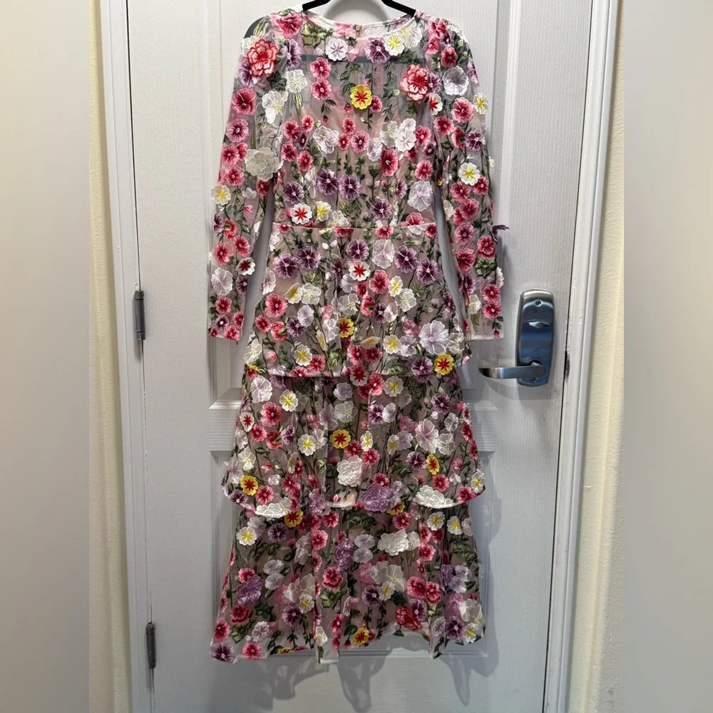 ELLIATT Neve Floral Tiered Gown Size S NWT Romantic Embroidered Mesh Midi Dress - Picture 5 of 8